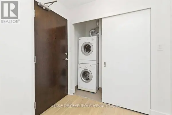 101 Richmond RD #611, Ottawa, ON K1Z0A6