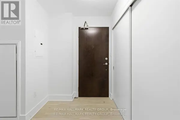 101 Richmond RD #611, Ottawa, ON K1Z0A6