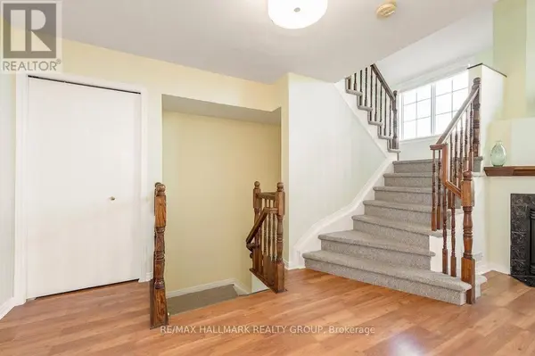 1715 BLOHM DRIVE, Ottawa, ON K1G6N6