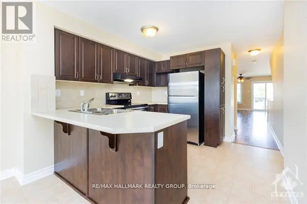 1124 Docteur Corbeil BLVD #5, Clarence-rockland, ON K4K0G9