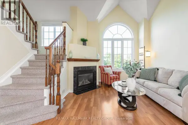 1715 BLOHM DRIVE, Ottawa, ON K1G6N6