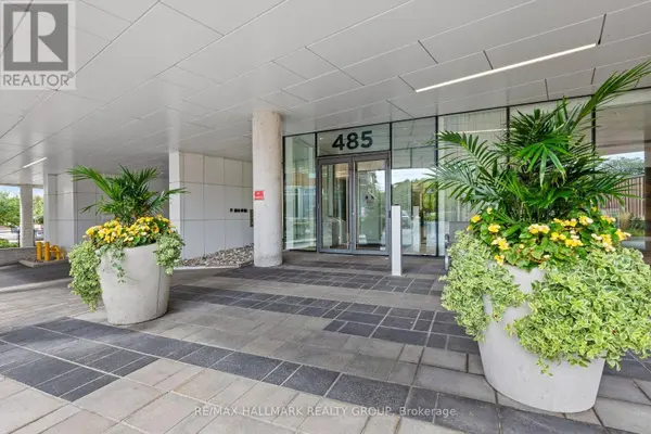 485 Richmond RD #1004, Ottawa, ON K2A3W9