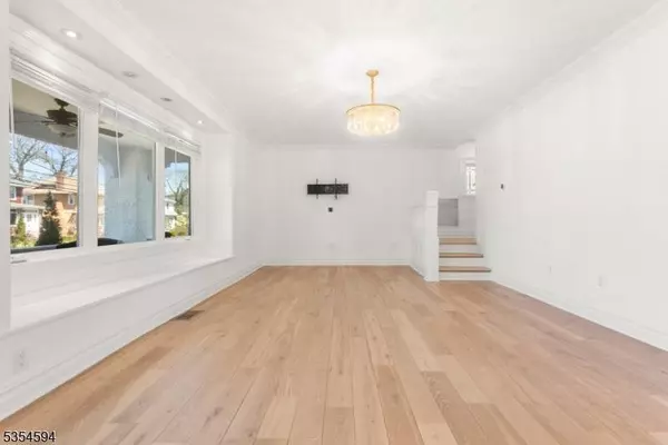 1102 Anderson Ave, Fort Lee Boro, NJ 07024