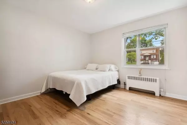 465 Maple Hill Dr #51, Hackensack City, NJ 07601