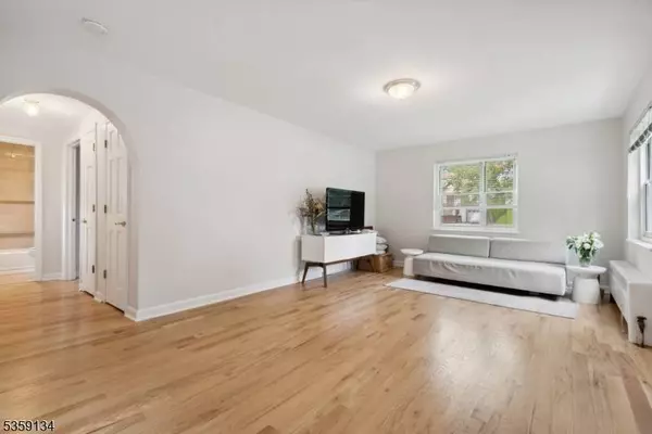 465 Maple Hill Dr #51, Hackensack City, NJ 07601