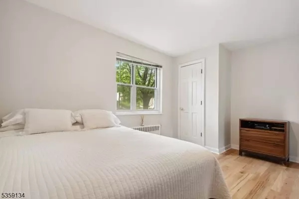 465 Maple Hill Dr #51, Hackensack City, NJ 07601