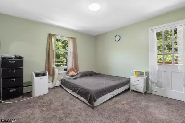 229 Washington Ave #10, Fort Lee Boro, NJ 07024