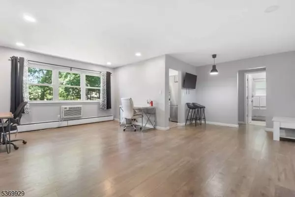 229 Washington Ave #10, Fort Lee Boro, NJ 07024