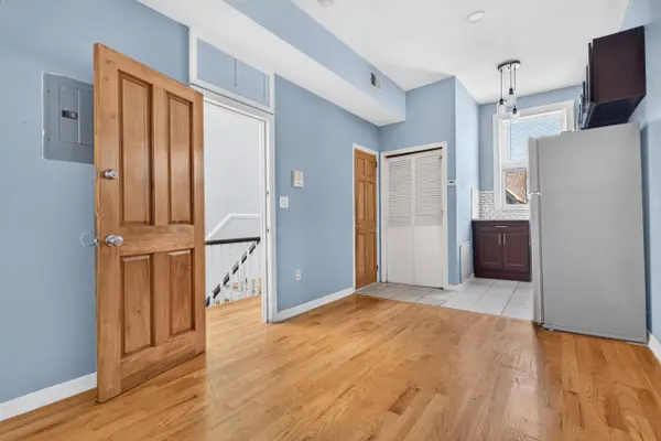 112 WAVERLY ST, Jc Heights, NJ 07306-1007