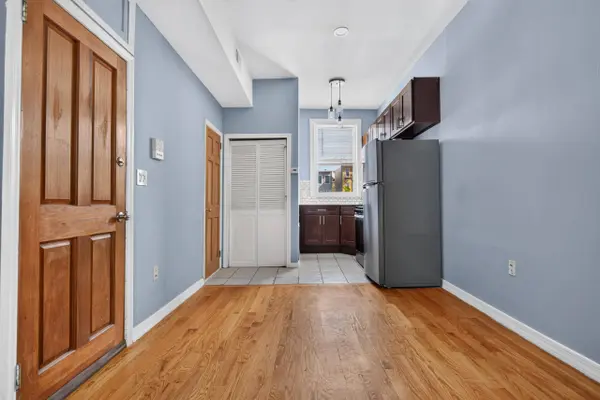 112 WAVERLY ST, Jc Heights, NJ 07306-1007