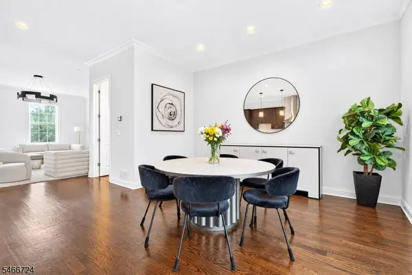 18 Parkside Ln, Teaneck Twp., NJ 07666