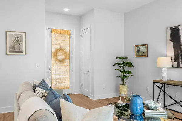 1603 W 39th 1/2 ST #A, Austin, TX 78756