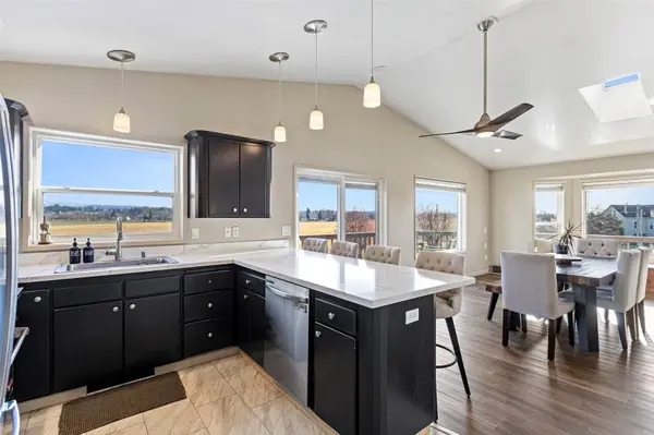 9405 Thomle RD, Stanwood, WA 98292