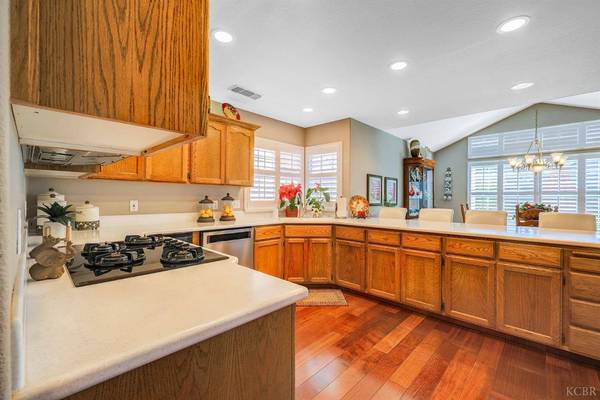 507 Diana Court, Hanford, CA 93230