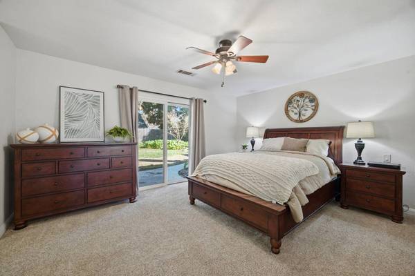 2418 E Princeton Avenue, Visalia, CA 93292