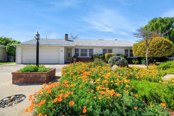 2080 Mckinley Avenue, Hanford, CA 93230
