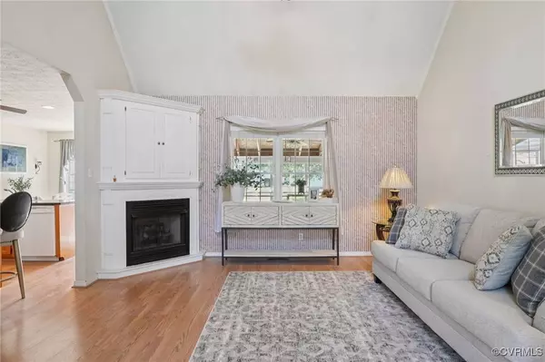 3031 Talleywood LN, Chester, VA 23831