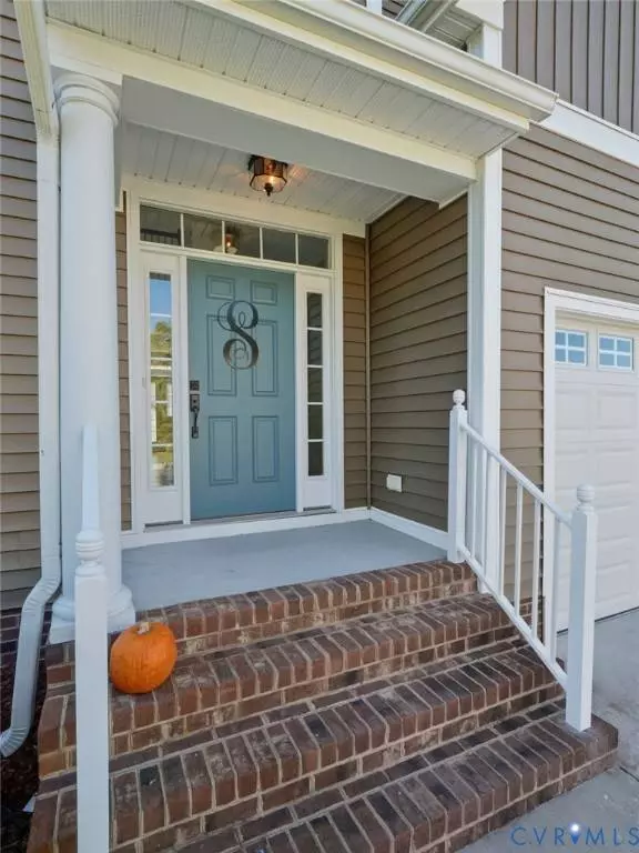 14219 Ashleyville LN, Midlothian, VA 23112