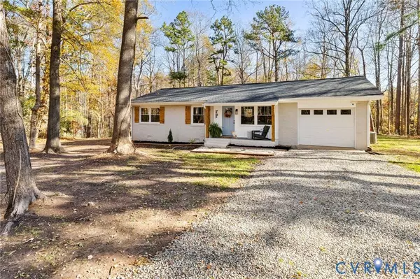 15531 Kennons LN, Amelia Courthouse, VA 23002