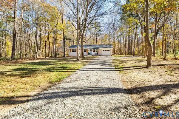 15531 Kennons LN, Amelia Courthouse, VA 23002