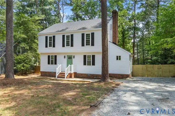 1719 Woodyshade CIR, Chesterfield, VA 23235