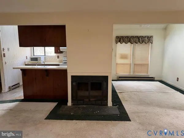 2730 McManaway DR, Midlothian, VA 23112