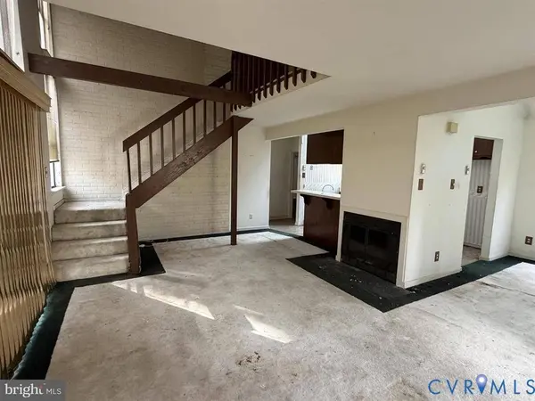 2730 McManaway DR, Midlothian, VA 23112