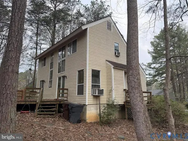 2730 McManaway DR, Midlothian, VA 23112