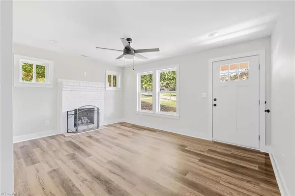 106 Barker ST, Randleman, NC 27317