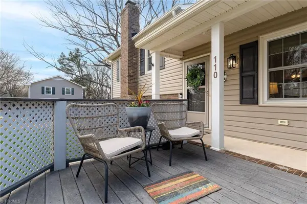 110 Summerglen DR, Lewisville, NC 27023