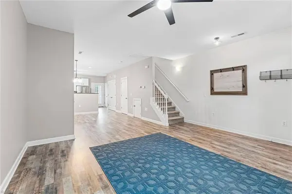 908 Windcastle LN, Winston-salem, NC 27105