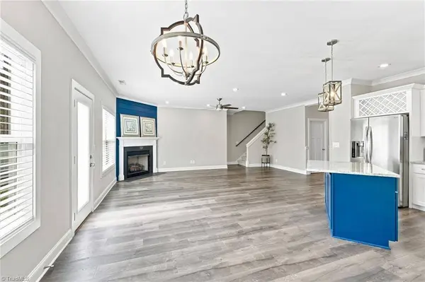 78 Robinhood CIR, Winston-salem, NC 27106