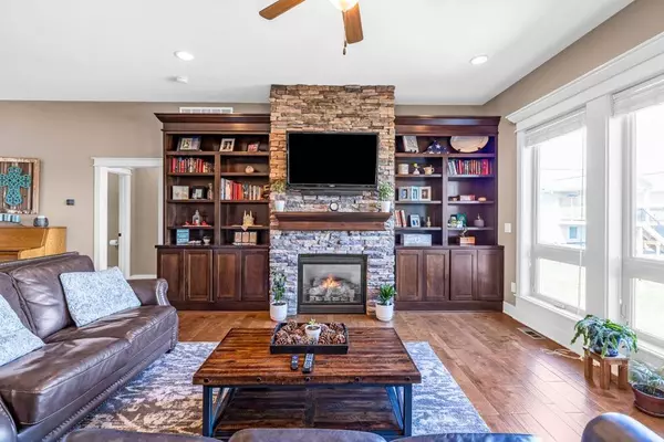 2102 NW 24th Street, Ankeny, IA 50023