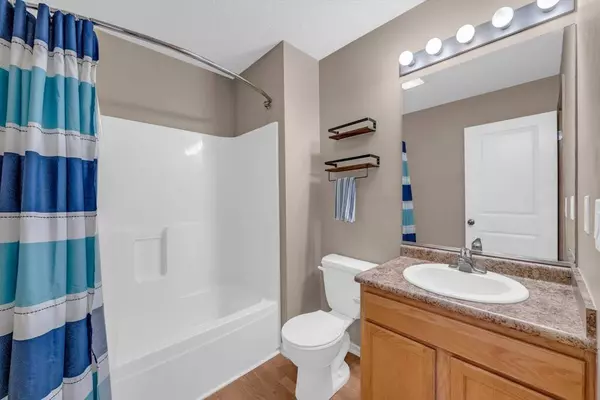 3018 SW Arlan Lane, Ankeny, IA 50023