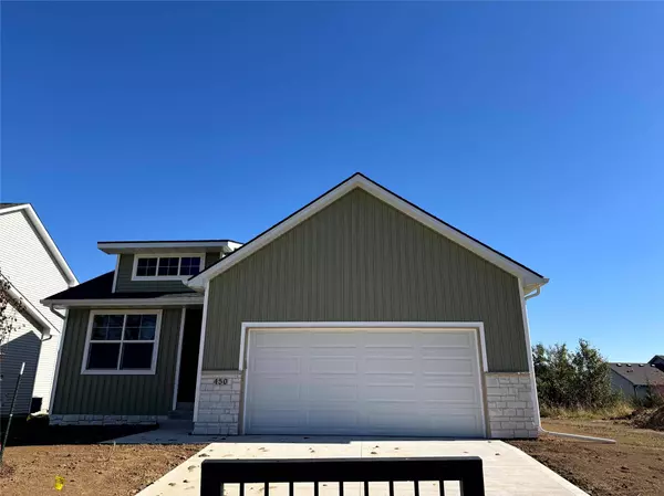 450 Commons Drive, Carlisle, IA 50047