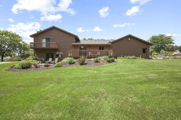 7959 Stagecoach Road, Cross Plains, WI 53528
