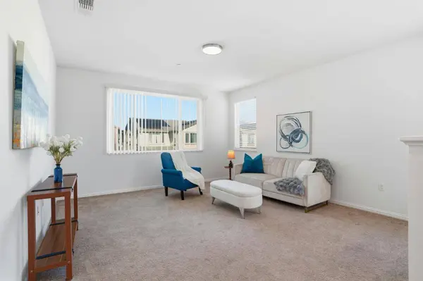 2733 Penrose LN, Lathrop, CA 95330