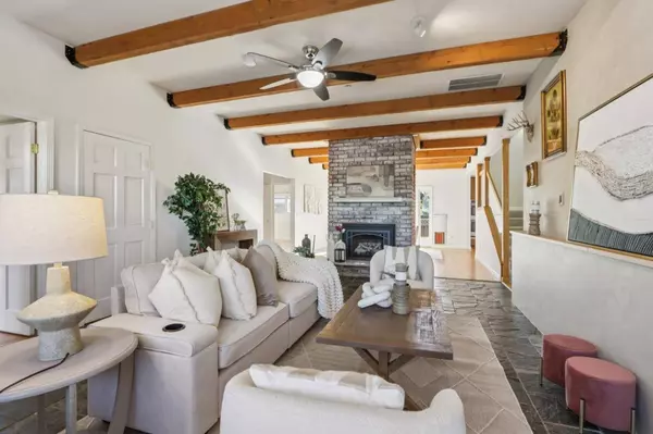 24927 2nd ST, Hayward, CA 94541