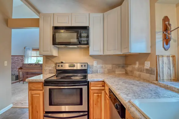 4763 Yarrow PL, Colorado Springs, CO 80917