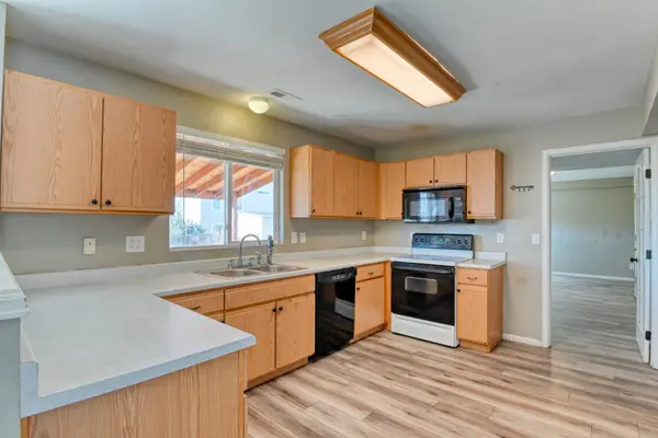 6628 Cache DR, Colorado Springs, CO 80923