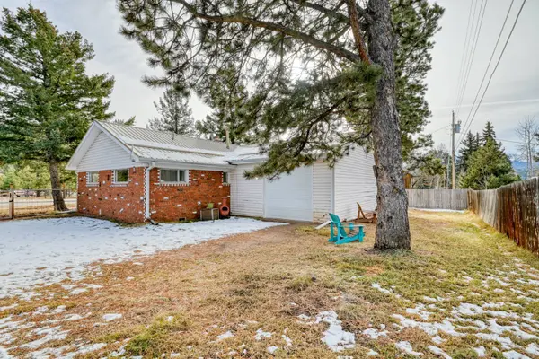 720 Rampart Range RD, Woodland Park, CO 80863