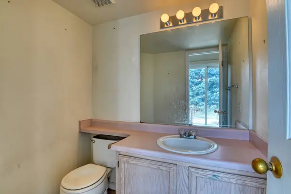 5205 Harrington DR, Colorado Springs, CO 80911