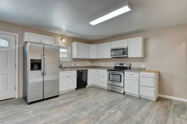 701 N El Paso ST, Colorado Springs, CO 80903