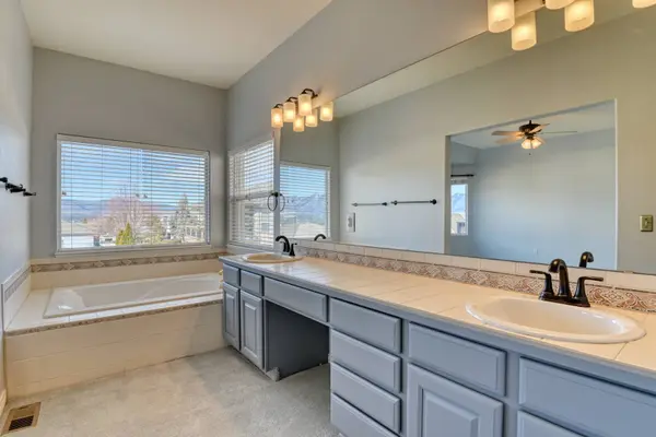 12336 Stanley Canyon RD, Colorado Springs, CO 80921