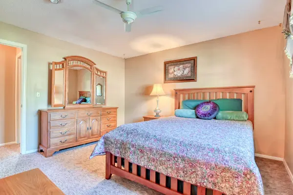 1707 Robidoux CR, Colorado Springs, CO 80915