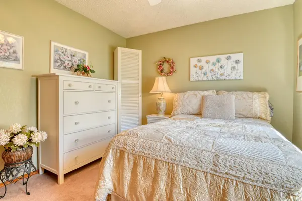 8611 Chancellor DR, Colorado Springs, CO 80920