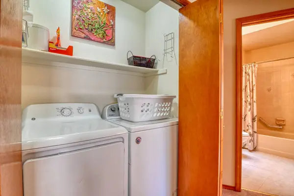 8611 Chancellor DR, Colorado Springs, CO 80920