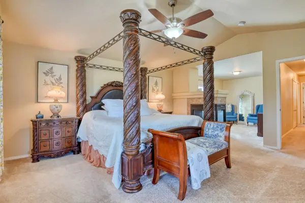 7738 Desert Wind DR, Colorado Springs, CO 80923