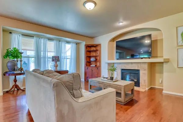 7738 Desert Wind DR, Colorado Springs, CO 80923