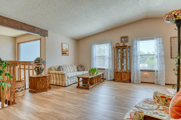 4775 W Old Farm CR, Colorado Springs, CO 80917
